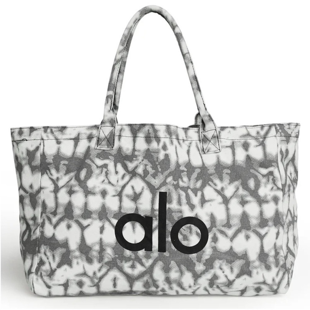 ALO yoga iconic canvas shopper tote bag in tie dye print new with tags